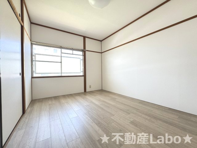 徳島市住吉３丁目の賃貸マンションの洋室