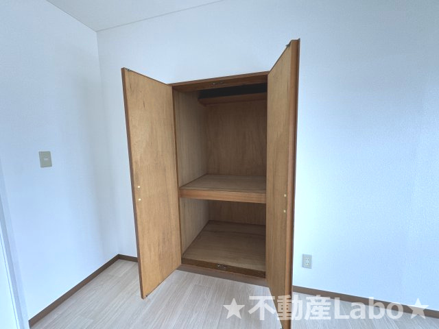 徳島市住吉３丁目の賃貸マンションの収納