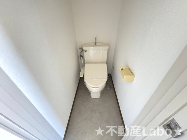 徳島市住吉３丁目の賃貸マンションのトイレ