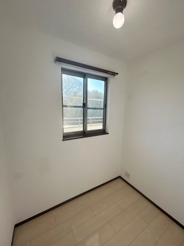 栃木市惣社町　中古戸建の洋室