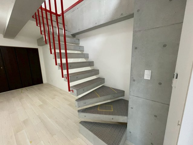 エカルラート青谷のエントランス