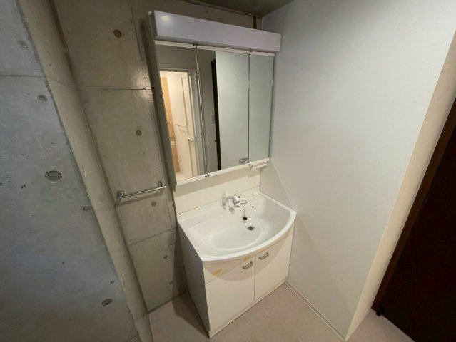 エカルラート青谷の洗面所