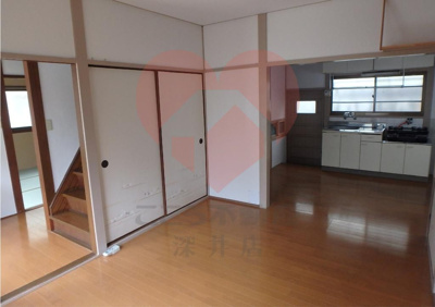 【居間・リビング】 | 池田市鉢塚１丁目戸建