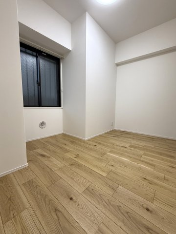 ライオンズシティ新潟の洋室