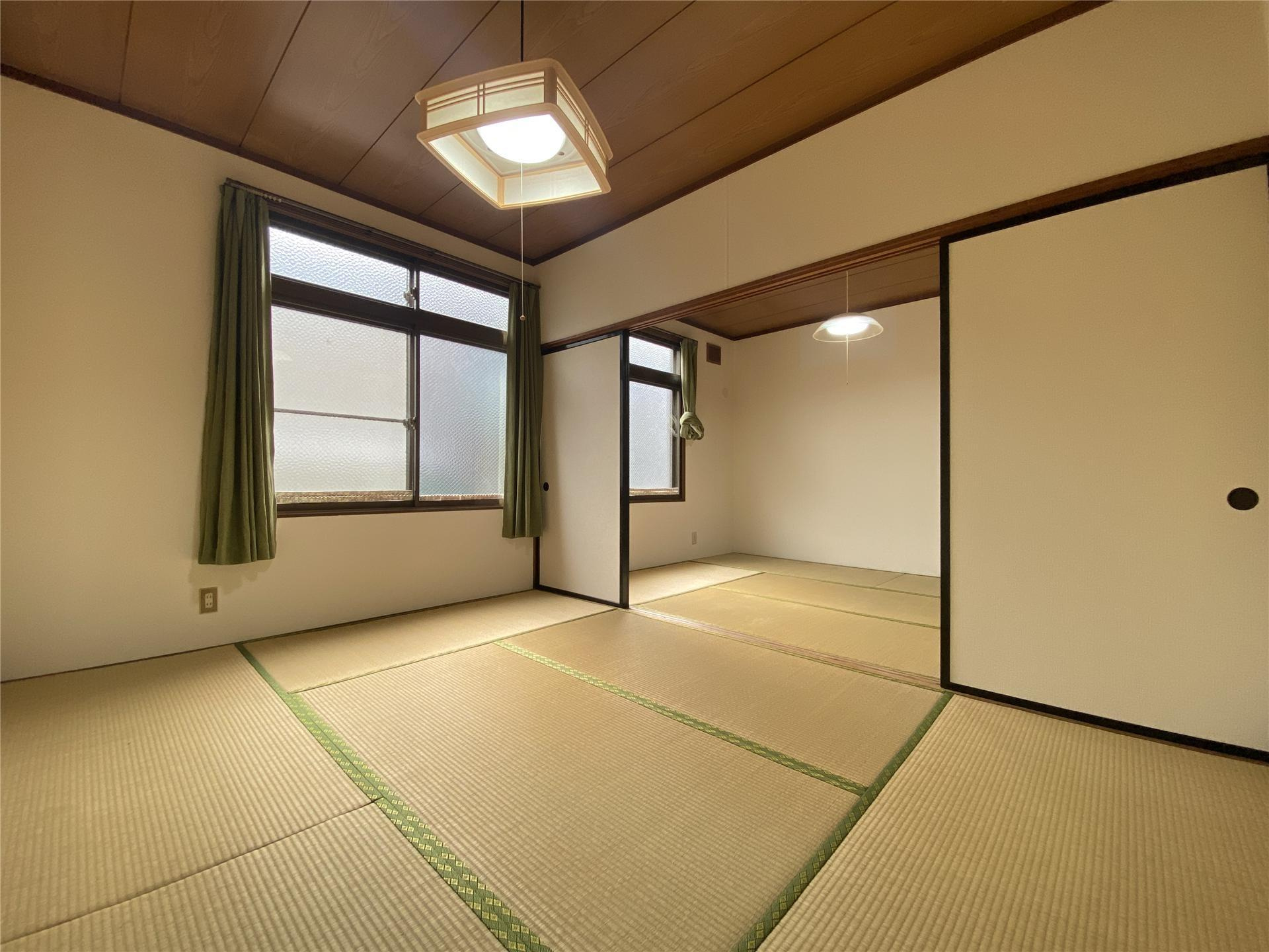 エステート小林Ｂの和室|和室6帖（収納あり）