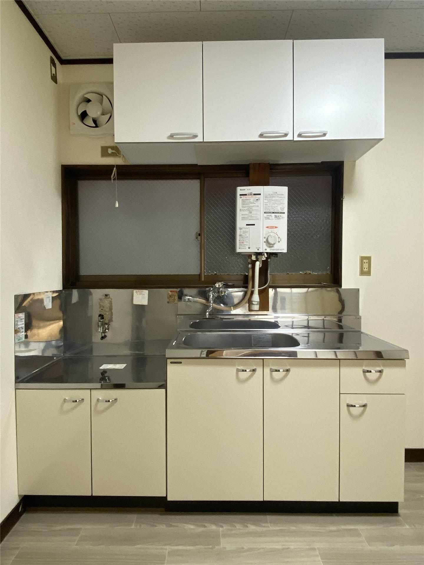 エステート小林Ｂのキッチン|キッチン6帖