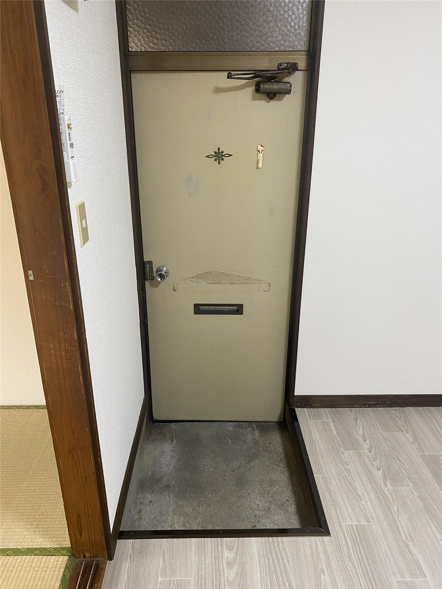 エステート小林Ｂの玄関|玄関