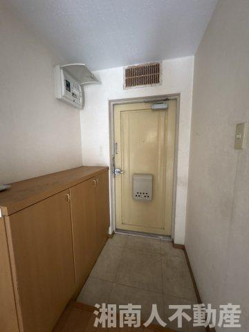 平塚スカイハイツの玄関|シンプルで使いやすい玄関です