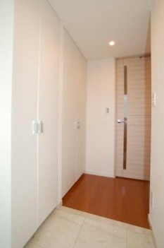 【玄関】 | ステージファースト上落合 | シューズボックス完備。