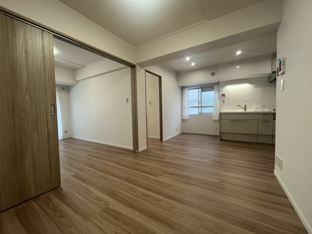 ライオンズマンション中野弥生町の洋室