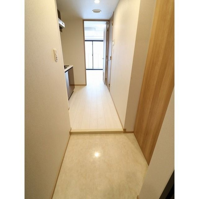 プレール・ドゥーク梅島の玄関