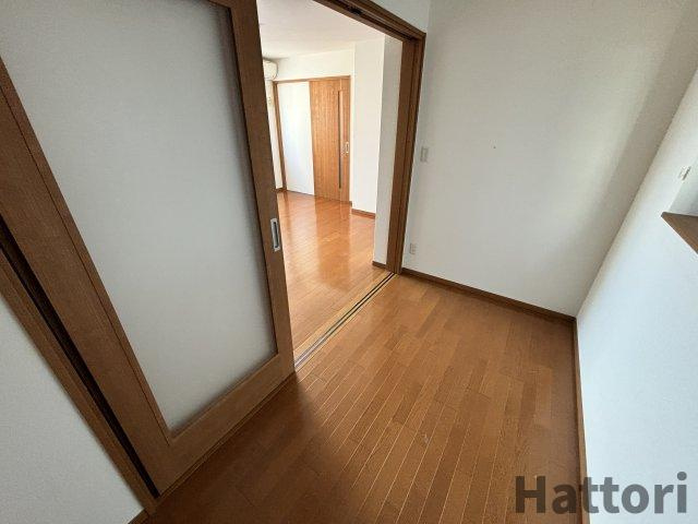 KTIレジデンス池田栄町の洋室