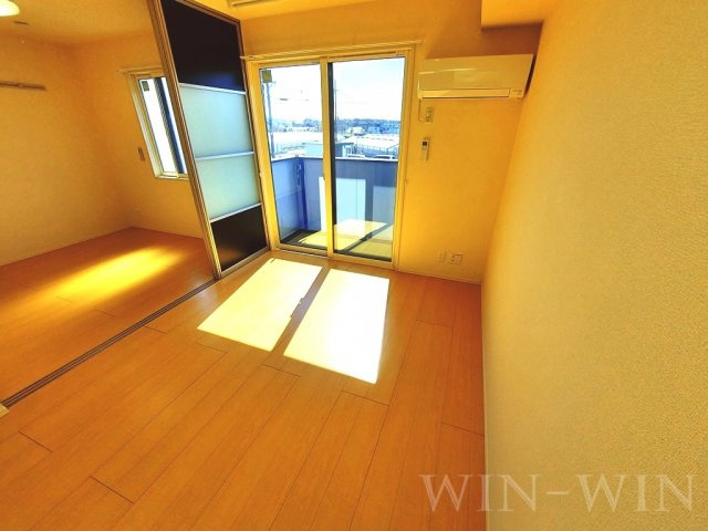 ぱるタウン Aの居間・リビング