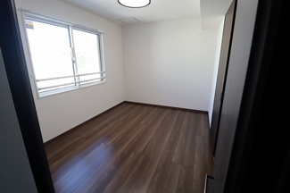 【寝室】 | D's LIEN (ディ-ズリアン)C