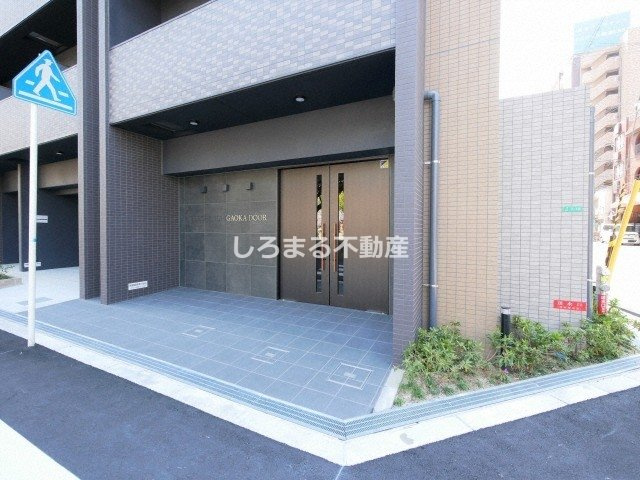 セオリー夕陽丘DOORのエントランス