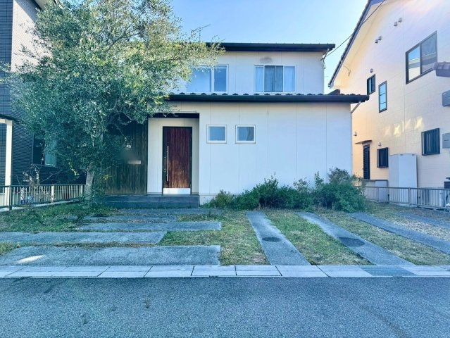 守山市川田町　中古戸建て