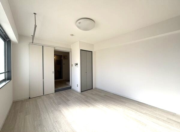 レジデンスウィズマイガレージの居間・リビング