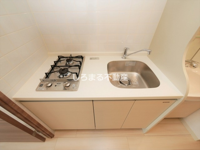 プレサンス難波幸町のキッチン