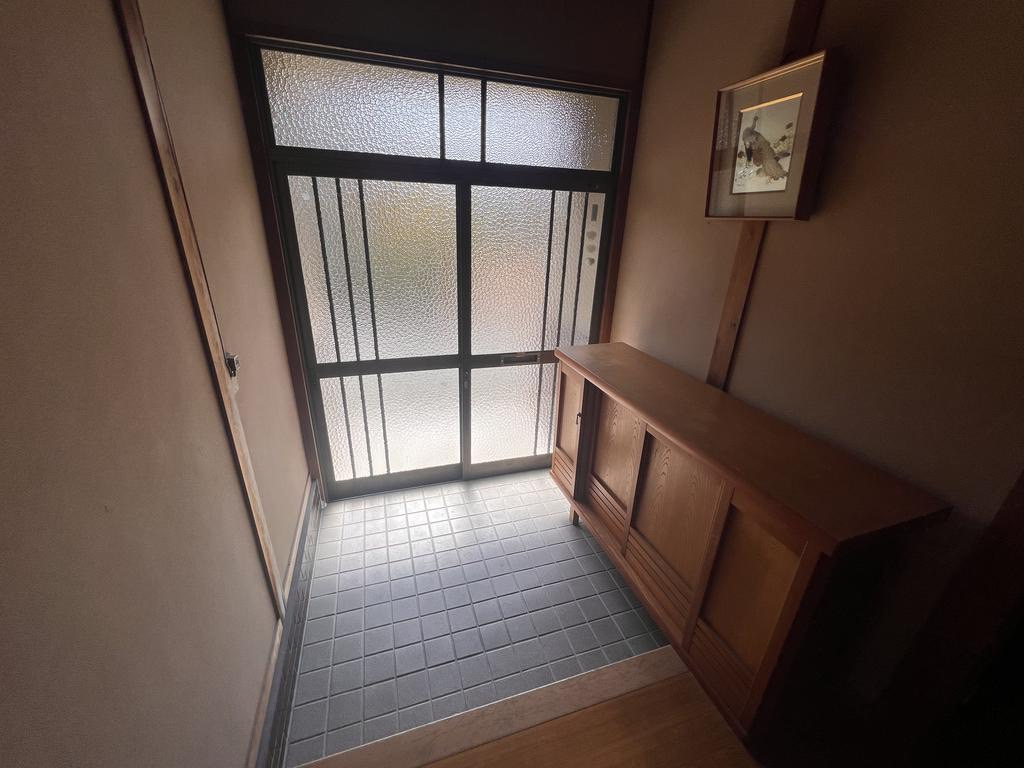 姫路市緑台1丁目オーナーチェンジ戸建の玄関