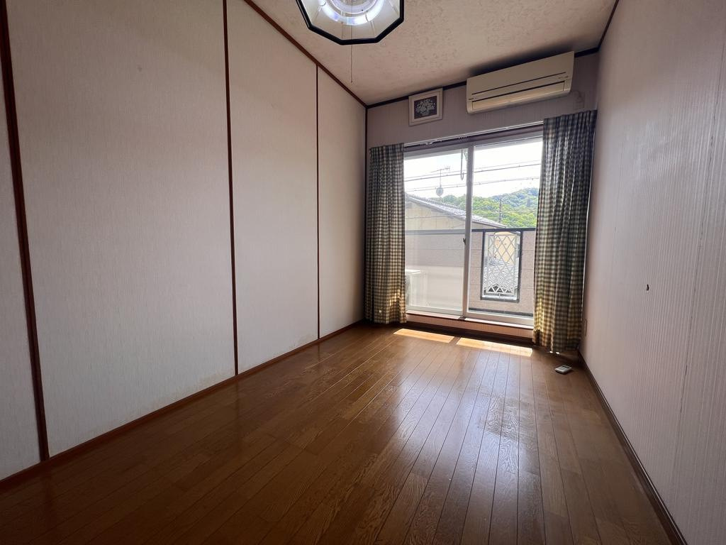 姫路市緑台1丁目オーナーチェンジ戸建の洋室