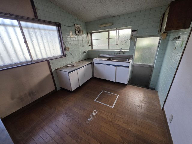 相生市山手2丁目既存戸建のキッチン