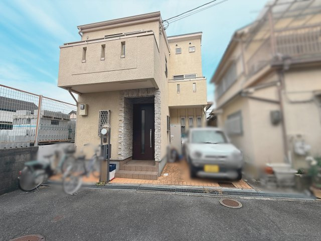 池之端町　中古戸建の前面道路含む現地写真