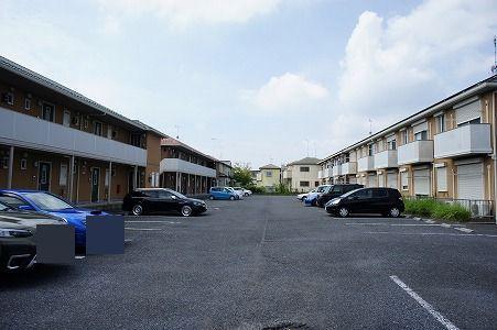 ペガサスDの駐車場
