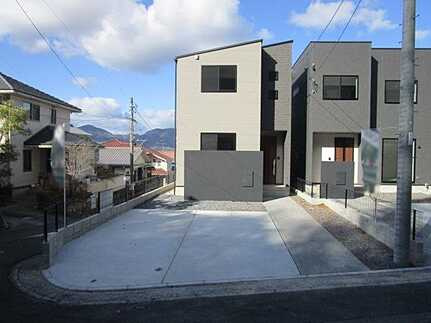 広島市東区牛田新町３丁目の外観