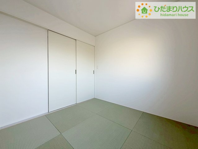 いわき市佐糠町第8　新築戸建　4号棟の和室|小さなお子さまのいる方におすすめ！リビング横の和室でお子様が遊んでる様子も確認できます(^^)/
