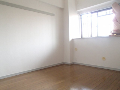 【洋室】 | クレストB