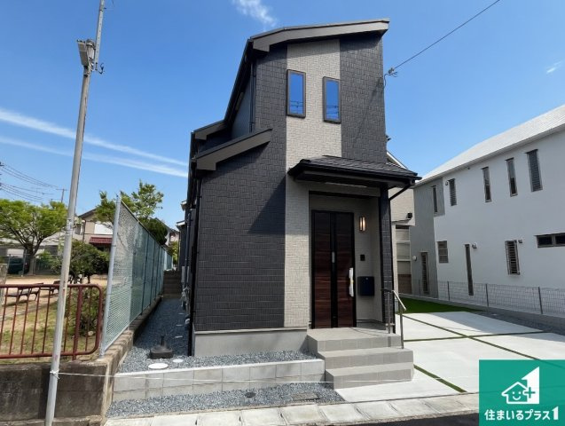 神戸市西区玉津町新方　新築一戸建ての外観|お客様に長く安心して住んでいだだける事にこだわった家づくり！住んでからのアフターサービスにもしっかりと取り組んでいます！