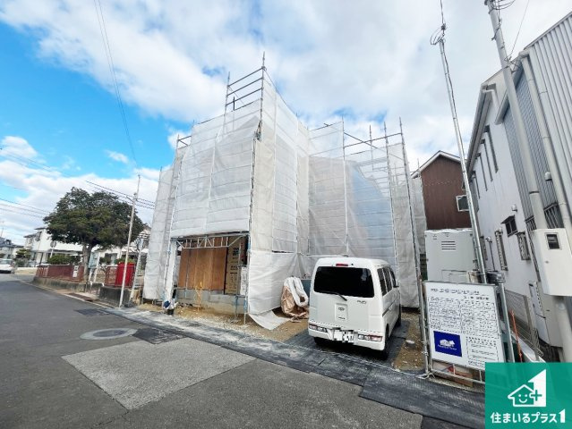 神戸市西区玉津町新方　新築一戸建ての外観|周辺は落ち着いた街並みの住宅地！子育てがしやすい住環境です！まだ未完成ですが、現地でしかわからない事もございます。是非一度ご覧ください。