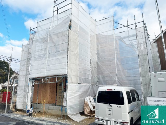 神戸市西区玉津町新方　新築一戸建ての外観|周辺は落ち着いた街並みの住宅地！子育てがしやすい住環境です！まだ未完成ですが、現地でしかわからない事もございます。是非一度ご覧ください。