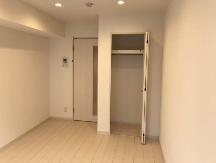 リブリ久米川の寝室