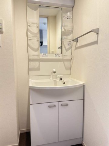 リブリ久米川の独立洗面台