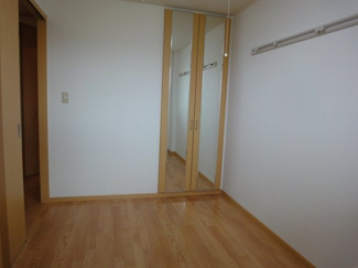 【内装】 | アンシャンテ | 洋室