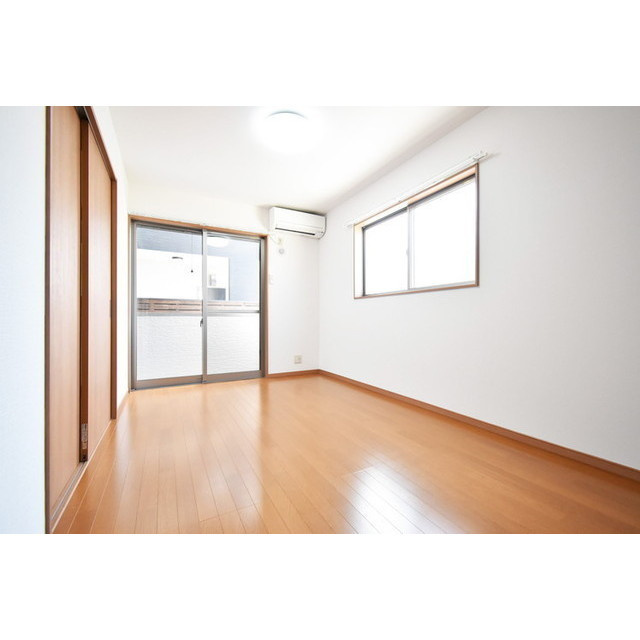 ビオス広川【10.000円キャッシュバック対象物件】の洋室