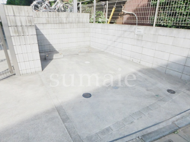 エルスタンザ赤羽の駐車場|駐車場です☆