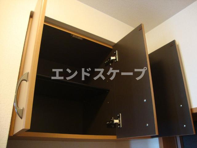 ヒーリングカーサＡの玄関|下駄箱上段
高崎、前橋のお部屋探しはエンドスケープまで！お客様の理想お聞かせ下さい♪