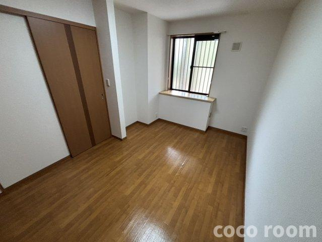 グランチェスタⅡの洋室