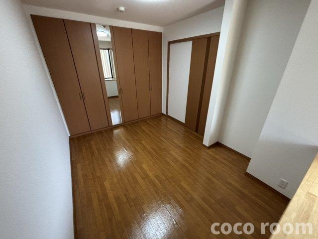 グランチェスタⅡの洋室