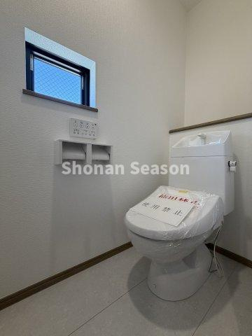 【トイレ】 | あたたかな便座でカバー要らず！サッと拭けてお掃除も楽々です◎