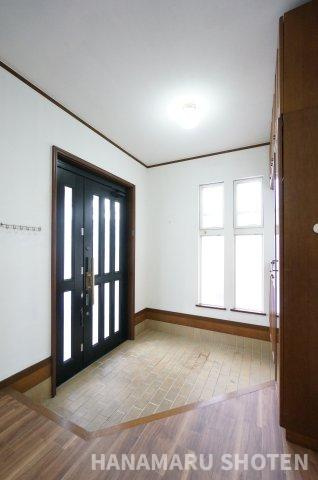 中古　市原市泉台の玄関|＊当日ご案内可＊ご希望の物件まとめてご案内！弊社が掲載していない物件でもOK♪お気軽にご相談ください ♪お電話でのお問合わせがスムーズ♪