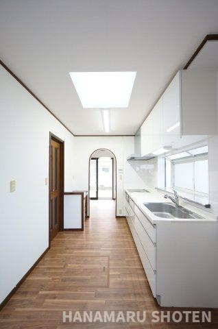 中古　市原市泉台のキッチン|＊当日ご案内可＊ご希望の物件まとめてご案内！弊社が掲載していない物件でもOK♪お気軽にご相談ください ♪お電話でのお問合わせがスムーズ♪