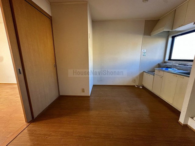 【居間・リビング】 | ファミールB | ※他の号室参考写真