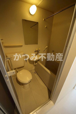 【トイレ】 | カレッジハイツASAKAⅠ | 同間取り別部屋写真です。