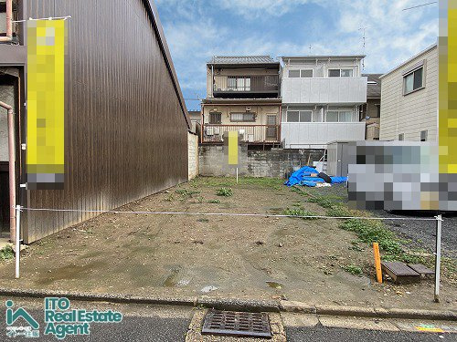 紫野中柏野町 新築戸建の前面道路含む現地写真