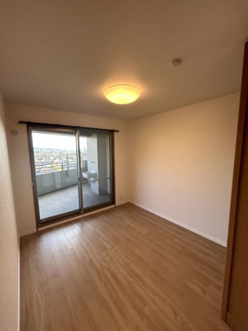  Tステージ前山グランヴィル・エステの洋室