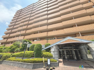 【外観】 | ライオンズマンション金剛 | 南海高野線「金剛」駅まで徒歩１２分！毎日の通勤や通学に便利ですね♪