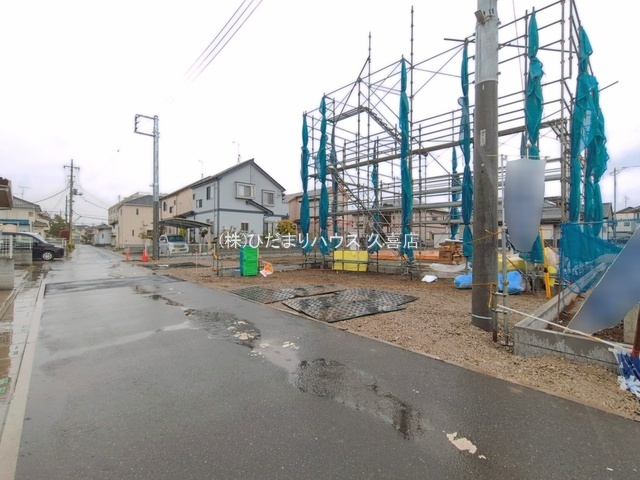 幸手市北2期　新築一戸建て　02の前面道路含む現地写真|2026/04/01　撮影